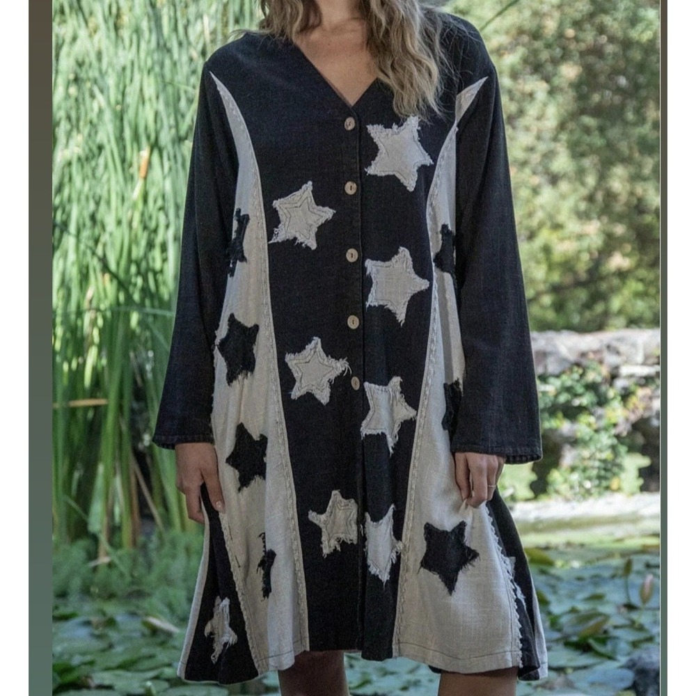BLUE VELVET WOMEN LACE BLACK& CREAM BOHO DUSTER‎ COAT STARTS LINED SMALL.A139